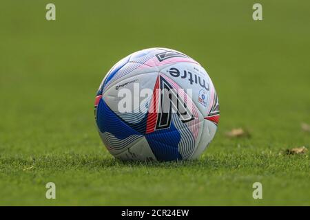 Heutige Sky Bet EFL Mitre Delta Max Match Ball Stockfoto