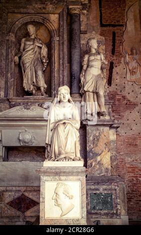 Camposanto monumentale, Skulptur, Piazza Dei Miracoli, Pisa, Toskana, Italien Stockfoto