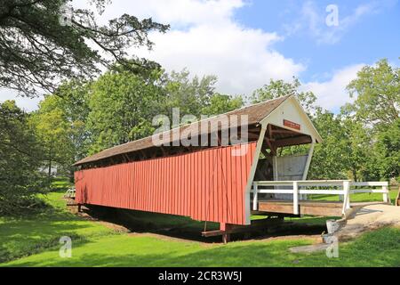 Überdachte Cutler-Donahoe Brücke - Iowa Stockfoto