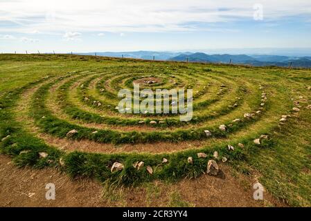 Steinkreis auf dem Belchengipfel Stockfoto