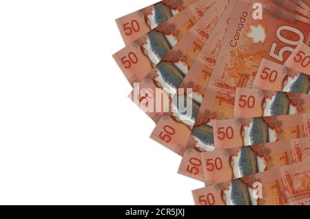 50 Kanadische Dollar Rechnungen liegt isoliert auf weißem Hintergrund mit Kopierraum. Reiche Leben konzeptuellen Hintergrund. Große Menge an Reichtum in der Landeswährung Stockfoto