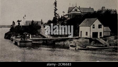 . Die Spielplätze von Kanada; eine kurze Abhandlung über Touristen-, Angel- und Jagdgebiete erreicht durch die Grand Trunk Railway System . e dieser Boote. Alle Bettwäsche, Geschirr und Küchenutensilien, etc., werden von der Firma eingerichtet.Ruderboote und Kanus werden auch von dieser Firma zu begründbaren Preisen geliefert. Weitere Informationen erhalten Sie bei der French River & Nipissing Navigation Company, Sturgeon Falls, Ont. Steamboat Service. – ab dem 2. Juli und während der gesamten touristischen Saison wird die French River & Nipissing Navi-gation Company, Ltd. Täglich einen Dampfbootdienst zwischen North Bay und betreiben Stockfoto