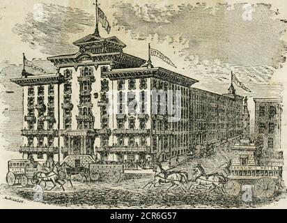 . Das Buch der großen Eisenbahnfeiern von 1857; Umarmt eine vollständige Rechnung der Eröffnung des Ohio & Mississippi, und die Marietta & Cincinnati Eisenbahnen, und die Northwestern Virginia Zweig der Baltimore und Ohio Eisenbahn, mit ... ein Konto der nachfolgenden Exkursion nach Baltimore, Washington und Norfolk .. . Monument Square. Das Hotel ist eines der größten, komfortabelsten und bequemsten Hotels in den Vereinigten Staaten. Es befindet sich im Herzen der Stadt, auf Monumentfc&gt;(iuare. Innerhalb des letzten Jahres hat es enorme Verbesserungen und Veränderungen erfahren, und das ist jetzt der Fall Stockfoto