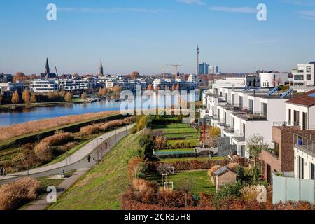 Neue Wohnanlage am Phoenix See, Ruhrgebiet, Nordrhein-Westfalen, Dortmund, Deutschland Stockfoto