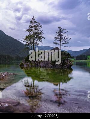 Hintersee, Abend, Reflexionen im Wasser, Ramsau, Berchtesgadener Land, Berchtesgaden, Bayern, Deutschland, Europa Stockfoto