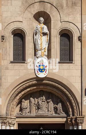 Figur in der St. Kastor Basilika, Koblenz, Rheinland-Pfalz, Deutschland, Europa Stockfoto