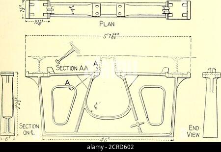 . Elektrische Eisenbahn Zeitschrift . Elevation Conduit Yoke früher Standard mit washingtoneisenbahn & Electric Company, washington, D. c. eine Gelegenheit, ein neues Yoke für eine alte ersetzen, sind radikal anders im Design von denen, die stillunterstützen den größeren Teil der Strecke in Washington, D. C. die Unterschiede zwischen dem alten und dem neuen Design sind in den beiliegenden Zeichnungen deutlich zu erkennen. Seit der ursprünglichen Spur installiert wurde, mehr als zwanzig Jahre. Elevation NEW CONDUIT YOKE ENTWORFEN, UM DEM MODERNEN HEAVYSTREET VERKEHR STANDZUHALTEN vor einiger Zeit gab es einen sehr erheblichen Anstieg der Stockfoto