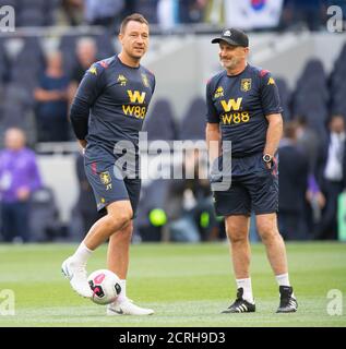 Aston Villa Assistant Coach John Terry vor dem Spiel BILDNACHWEIS : © MARK PAIN / ALAMY STOCK FOTO Stockfoto