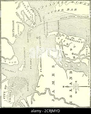 . Der Süden : eine Tour durch seine Schlachtfelder und zerstörten Städte, eine Reise durch die verwüsteten Staaten, und Gespräche mit den Menschen: Eine Beschreibung des gegenwärtigen Zustandes des Landes - seine Landwirtschaft - Eisenbahnen - Geschäft und Finanzen.. . mit dem Wasser. Twonoticeable Gegenstände folgen nach uns: Ein ist ein High-breasted, stolze-beaked New York Dampfer; das andere, das wundervolle Licht der Dämmerung, die nach den Wellen tanzt. 612 CHARLESTON UND DER KRIEG. Vor uns die ganze Zeit, steigt und erweitert, wie wir nähern, seine Werften und Schifffahrt, seine Avarehouses und Kirchtürme, allmählich Gestalt annehmen, auf seinem niedrigen Stift Stockfoto