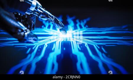 Digitalisierungskonzept: Futuristische Roboterarme, Finger berührt Bildschirmtaste und aktiviert KI-System. Visualisierung von Machine Learning, KI, Computer Stockfoto