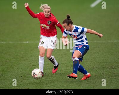 Jackie Groenen von Manchester United nimmt Remi Allen AUF FOTO: © MARK PAIN / ALAMY STOCK PHOTO Stockfoto