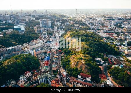 Luftpanoramic Blick auf die Andreevsky Abstieg Stockfoto
