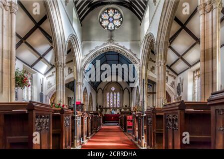 Innenraum der St. Andrew's Church von Castle Combe in Wiltshire, England Stockfoto