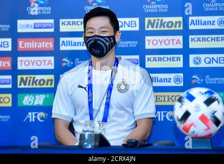 Doha, Katar. September 2020. Spieler Nam Tae-hee von Al Sadd nimmt an einer Pressekonferenz vor dem Spiel der Gruppe D der AFC Champions League zwischen Al Sadd von Katar und Al Nassr von Saudi-Arabien in Doha, der Hauptstadt von Katar, am 20. September 2020 Teil. Quelle: Nikku/Xinhua/Alamy Live News Stockfoto