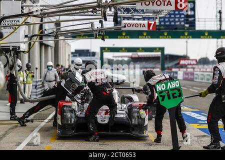 07 Conway Mike (gbr), Kobayashi Kamui (jpn), Lopez Jos.. Maria (arg), Toyota Gazoo Racing, Toyota TS050 Hybrid, Aktion während der 2020 24 Stunden von Le Stockfoto