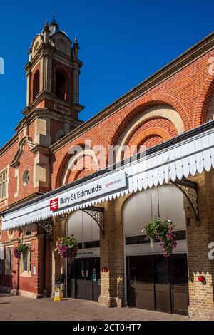 Bury St Edmunds Railway Station. Bury St Edmunds Bahnhof auf dem grösseren Anglia Ely nach Ipswich. Eröffnet 1847, DENKMALGESCHÜTZTE. Stockfoto