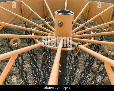 Verschiedene Perspektive Ansicht eines Disc Golf Korb Stockfoto