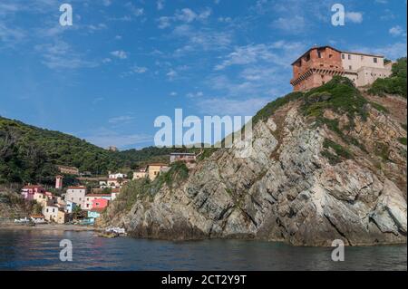 Dorf auf der Gefängnisinsel Gorgona, Toskana, Italien Stockfoto