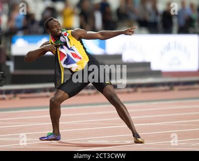 Usain Bolt macht den Bolt zum letzten Mal, nachdem er im Finale der 100 Meter 3. Wurde.Leichtathletik-Weltmeisterschaften 2017. Pic : Mark Schmerz Stockfoto