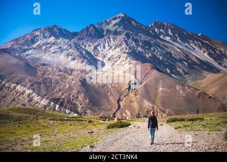 Trekking im Aconcagua Provincial Park, Andes Mountain Range, Mendoza Provinz, Argentinien, Südamerika Stockfoto