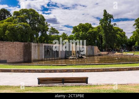 Unabhängigkeitsplatz (Plaza Independencia), der Hauptplatz in Mendoza, Provinz Mendoza, Argentinien, Südamerika Stockfoto