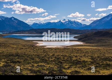 Belgrano See (Lago Belgrano) mit Kulisse der Anden Berge, Perito Moreno Nationalpark, Provinz Santa Cruz, Patagonien, Argentinien, Südamerika Stockfoto