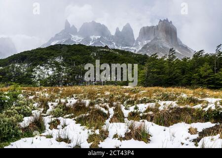 Los Cuernos vom französischen Tal (Valle del Frances), Torres del Paine Nationalpark, Patagonien, Chile, Südamerika Stockfoto