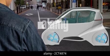 Futuristische Technologie Trend selbstfahrendes Auto ist ein Fahrzeug, das eine Kombination aus Sensoren, Kameras, Radar und Künstlicher Intelligenz (KI) zu tra verwendet Stockfoto