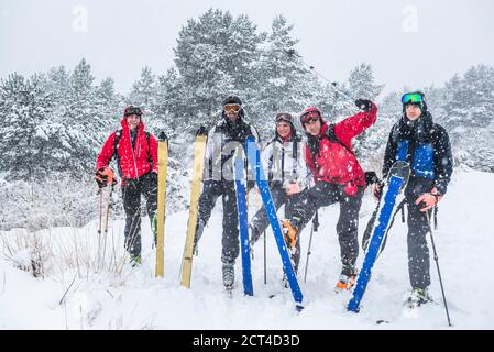 Skifahren am CairnGorm Mountain, Glenmore, Cairngorms National Park, Schottland, Großbritannien, Europa Stockfoto