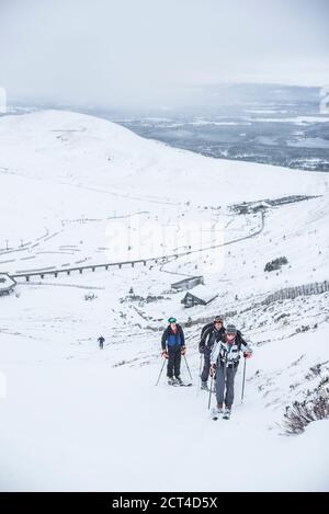 Skifahren am CairnGorm Mountain, Aviemore, Cairngorms National Park, Schottland, Großbritannien, Europa Stockfoto
