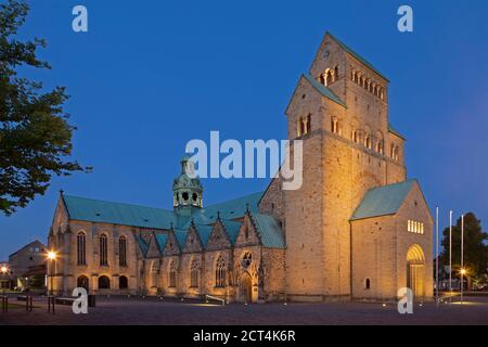 Abendfoto, Dom, Hildesheim, Niedersachsen, Deutschland Stockfoto