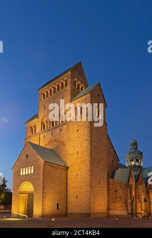 Abendfoto, Dom, Hildesheim, Niedersachsen, Deutschland Stockfoto