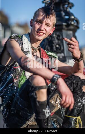 Portrait eines Punks im berühmten Camden in London. Stockfoto