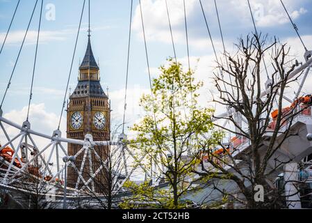 Big Ben und das London Eye, London, England, Vereinigtes Königreich Stockfoto