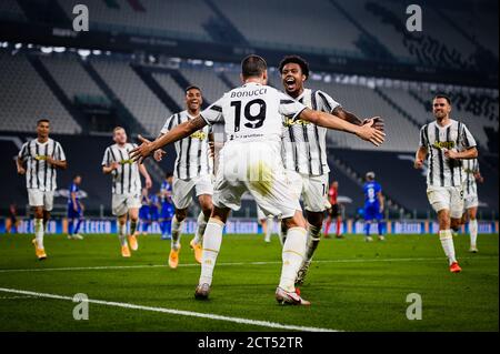 TURIN, ITALIEN - 20. September 2020: Leonardo Bonucci (C) von Juventus FC feiert mit seinen Teamkollegen, nachdem er eine Kohle während der Serie A Fußballspiel zwischen Juventus FC und UC Sampdoria erzielte. FC Juventus gewann 3-0 gegen UC Sampdoria. (Foto von Nicolò Campo/Sipa USA) Stockfoto