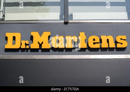 Berlin, Deutschland. September 2020. Berlin, Deutschland 17. September 2020: Symbolbilder - 2020 Dr. Martens, Logo, Schriftzug, Feature/Symbol/Symbol Foto/Eigenschaft/Detail/ weltweite Nutzung Quelle: dpa/Alamy Live News Stockfoto