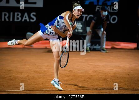 Elise Mertens aus Belgien in Aktion während ihres Viertelfinalmatches Beim 2020 Internazionali BNL d'Italia WTA Premier 5 Tennis Turnier im September Stockfoto