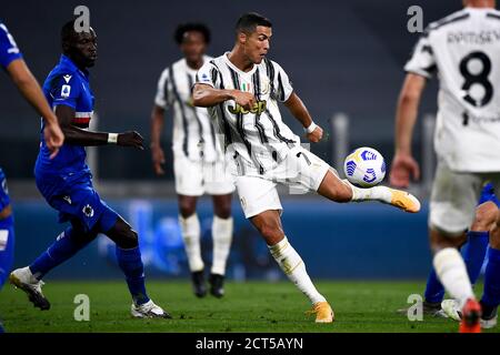 Turin, Italien - 20. September, 2020: Cristiano Ronaldo von Juventus FC in Aktion während der Serie A Fußballspiel zwischen Juventus FC und UC Sampdoria. FC Juventus gewann 3-0 gegen UC Sampdoria. Kredit: Nicolò Campo/Alamy Live Nachrichten Stockfoto