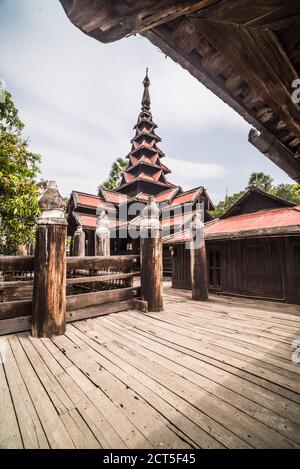 Maha Waiyan Bontha Bagaya Buddhistisches Kloster, Inwa Palast, Mandalay, Mandalay Region, Myanmar (Burma) Stockfoto