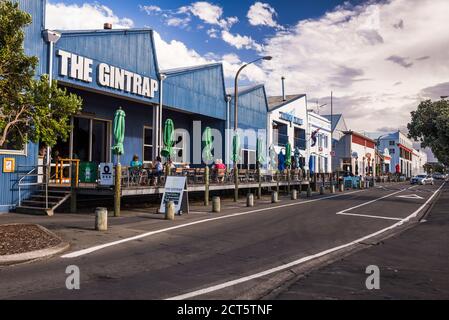 Bars an der Napier Harbour Waterfront, Hawkes Bay Region, North Island, Neuseeland Stockfoto