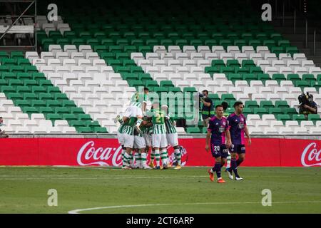 William Carvalho von Real Betis feiert nach seinem Tor mit Teamkollegen während der spanischen Meisterschaft La Liga Fußballspiel dazwischen Real Betis Balo Stockfoto