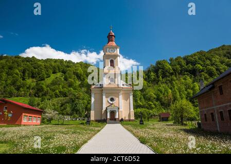 Kirche in Romuli Dorf, Siebenbürgen, Rumänien Stockfoto