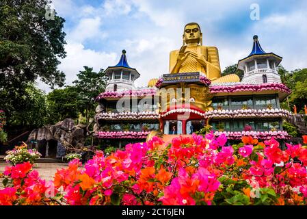 Goldenen Tempel von Dambulla in Dambulla, Central Province, Sri Lanka, Asien Stockfoto