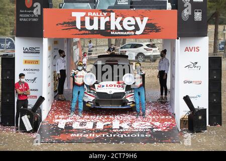 26 Kajetan KAJETANOWICZ (pol), Maciej SZCZEPANIAK (pol), SKODA FabiaWRC 3, Podium, Portraitwährend der Rallye Türkei 2020, 5. Lauf der FIA 2020 Stockfoto