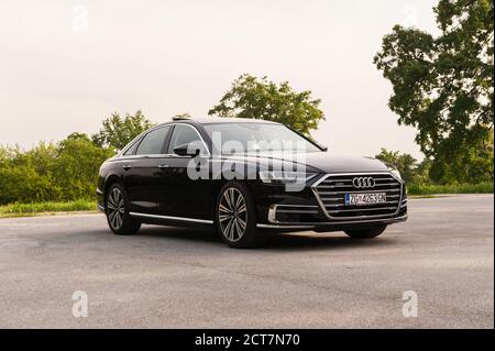 Der neue 2018 Audi A8 50 TDI quattro auf den Straßen der Stadt Stockfoto