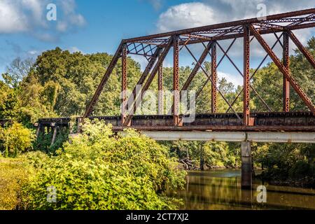 Alte, historische Jefferson Eisenbahnbrücke in Jefferson, Texas, USA Stockfoto