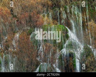 Fluss Cuervo verzauberte Landschaft der Quelle des Flusses, Cuenca, Spanien Stockfoto