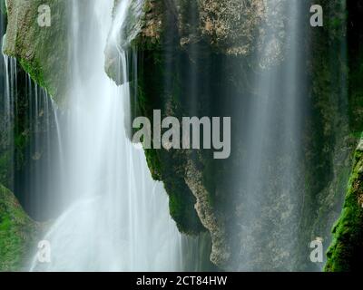 Fluss Cuervo verzauberte Landschaft der Quelle des Flusses, Cuenca, Spanien Stockfoto