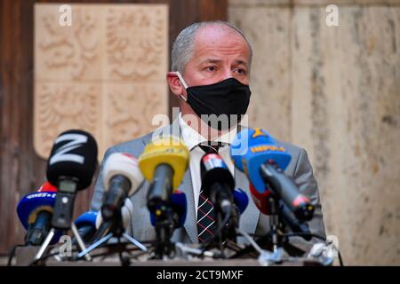 Prag, Tschechische Republik. September 2020. Der tschechische Gesundheitsminister Roman Prymula spricht im Rahmen einer Pressekonferenz nach seiner Amtseinführung am 22. September 2020 in Prag. Kredit: VIT Simanek/CTK Foto/Alamy Live Nachrichten Stockfoto