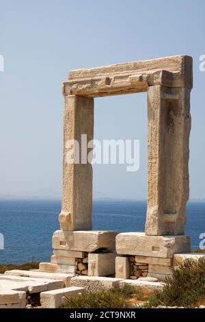 Griechenland, Kykladen, Naxos, Tor zum Tempel des Apollo Stockfoto